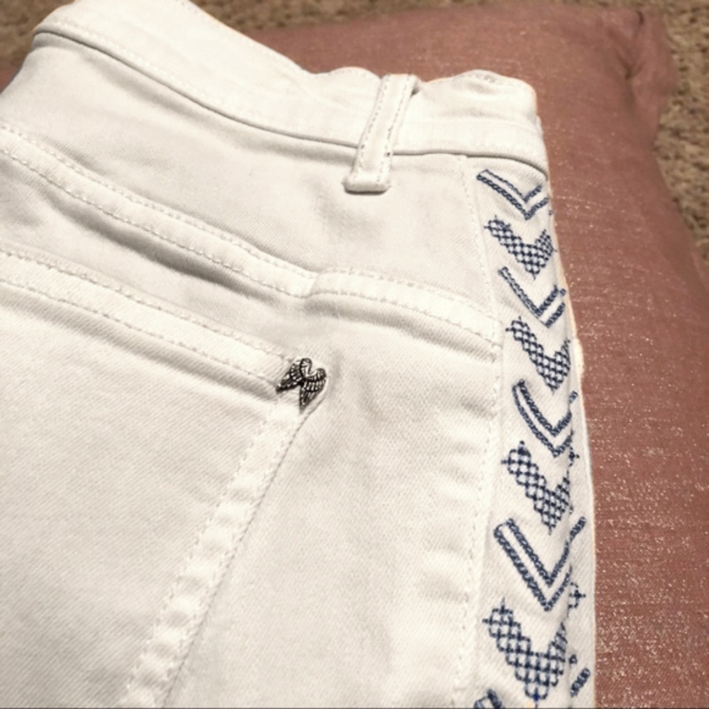 victoria Secret mid ride siren crop jeans - Picture 3 of 4